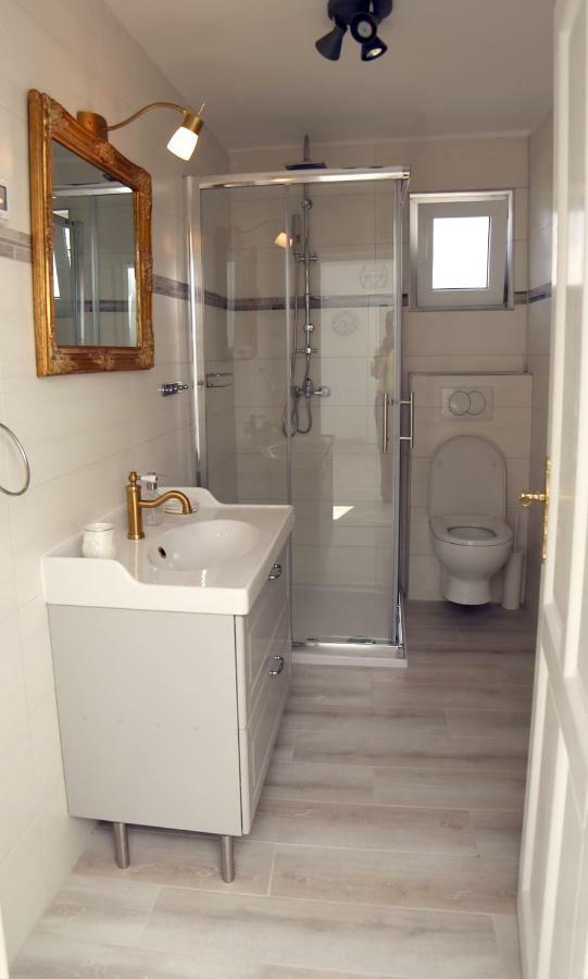 Sweet Suite With Free Private Parking Pula Exterior photo